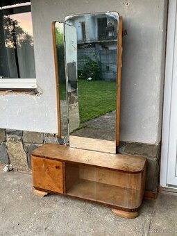 Stará zachovalá skříňka / toaletka se zrcadlem
