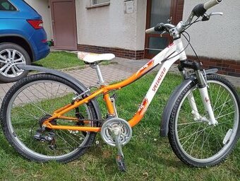 🚲 Prodám dětské kolo Specialized Hotrock 24” – výborný stav