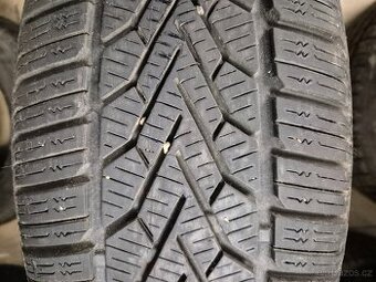 215/65 R16 SEMPERIT (5mm) č.16032/b6