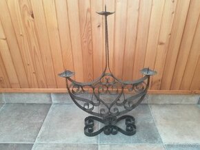 Retro kovaný svícen