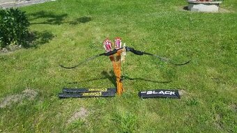 Reflexní luk Black Wolf 17" + ramena Kinetic Fury + 24 šípů