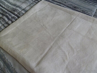 Ubrus damaček bílý, česká výroba levně