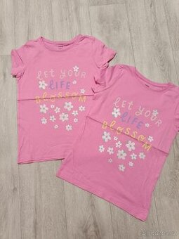 Různá trička vel. 140