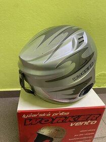 Dětská lyžařská přilba