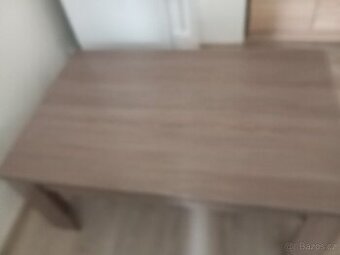 Konferenční stolek