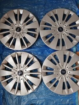 Prodám poklice Ford 16"