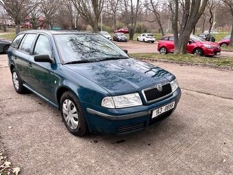 Škoda Octavia kombi 1.6 r.v. 2000