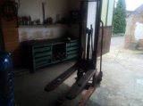 Zvedak paletový 800 kG