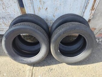 17"zánovní letní pneu Hankook 215/65/17 5000Kč/4ks 2225