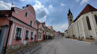 Prostorný rodinný dům v centru lázeňského města Třeboně  — i