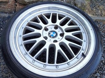 BMW 245/35/r19 - 1