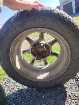 Prodám pneu+disky 165/70 R 13