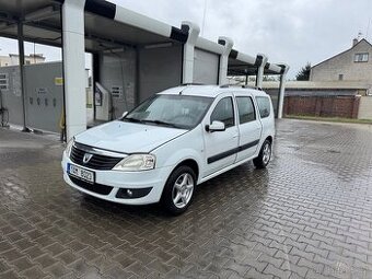 Dacia Logan MCV 1,6i 64kW, 2010