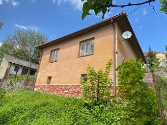 Dom s krásnym výhľadom - v tichej lokalite 43 km od Čiech