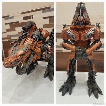 ROBOTO-SAURUS 2v1