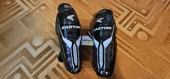 NEPOUŽITÉ HOKEJOVÉ CHRÁNIČE EASTON VELIKOST YOUTH 9"-23CM - 1