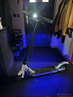 Elektro koloběžka GoGEN Voyager S501W