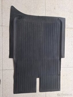 Koberec podlahy erko, škoda 1000mb