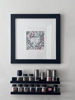 Poličky MOSSLANDA Ikea černé 4x55 cm + 1x155 cm