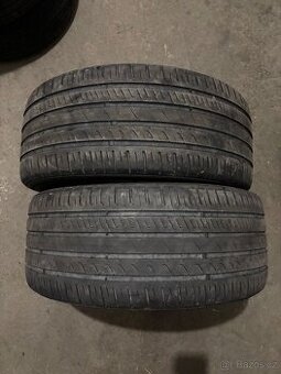 Gumy Barum Bravuris 5 225/45 R17