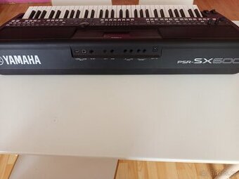 Prodám klávesy Yamaha SX600