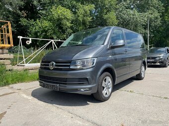 VW Caravelle 2.0Tdi  150PS 4motion,mauál