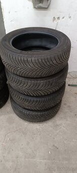 215/55 R17