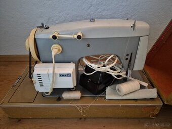 Retro šicí stroj