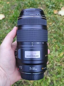 Canon EF 75-300mm f/4-5,6 IS USM