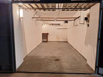 Pronájem garáže – Zlín, Jižní Svahy