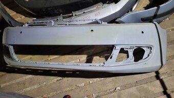 VW Golf VI. HB krátký - úplně nový orig nárazník v original