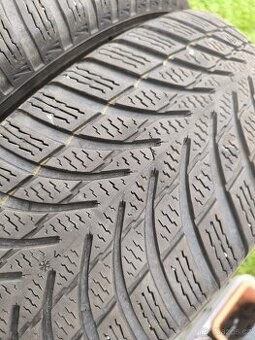 Nokian 215/65/17