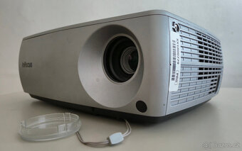 Projektor Infocus IN2102