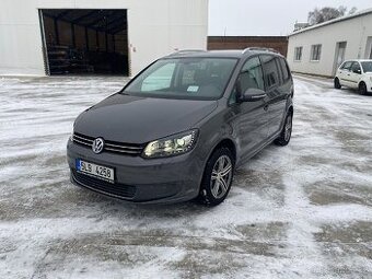VW TOURAN 1.4TSi 06/2011 ALU KLIMA, XENONY, ZIM.PNEU