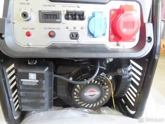 Nová elektrocentrála třífazová, 7,1 kw/400 V, 3,8 kw/ 230 V