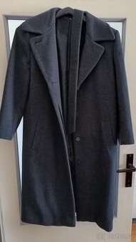 Kabát flauš šedý