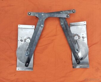 Tatra 75- mechanika stahování oken