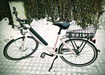 Prodám dámské trekingové elektrokolo