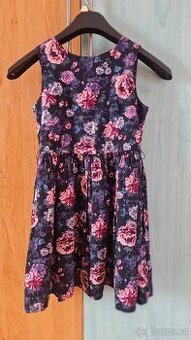 Krásné šatičky, zn. H&M, vel. 140, 9-10 let, květiny