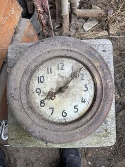 Prodám starožitné hodiny