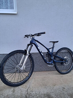 GT Force Carbon Pro AXS