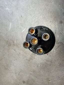 Víčko rozdělovače Škoda 100