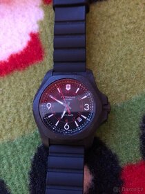 Prodám hodinky švýcarské značky Victorinox INOX  241776