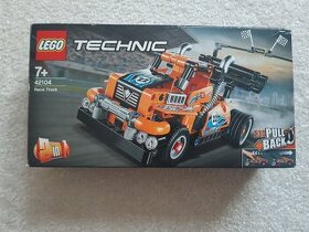 Lego TECHNIC - 42104  Závodní tahač