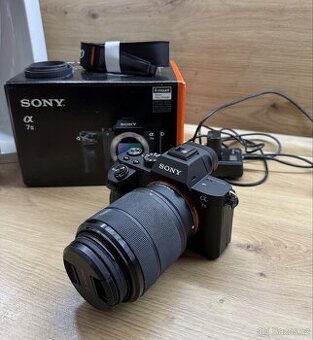 Sony Alpha A7 II + objektiv Sony FE 28-70mm