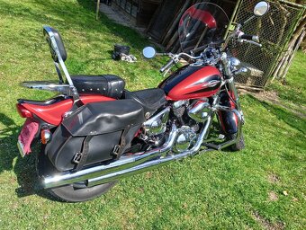 Suzuki Marauder VZ 800 - 1