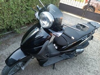 Piaggio Beverly 500