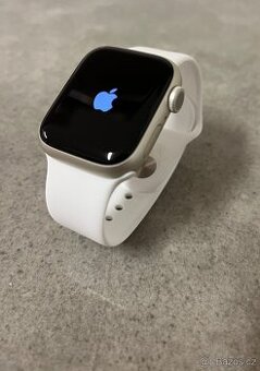 Apple Watch SE 40mm Starlight