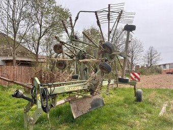 shrnovač Krone Wardo 800/26