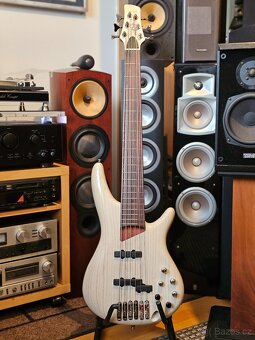 Aktiv Hybrid 4+2 fretless bezpražcová baskytara Ibanez - 1